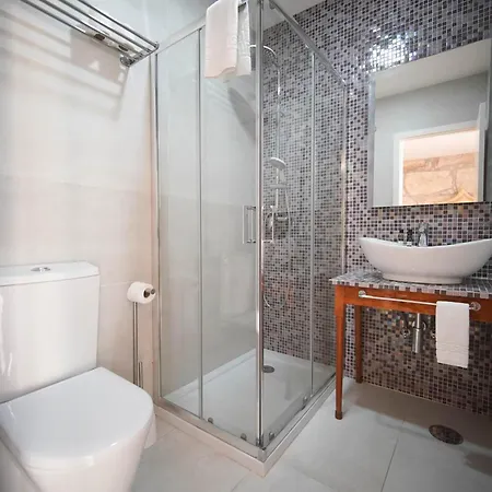 The Blue And White House Appartement